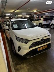 טויוטה RAV4 ארוך 4X2 Experience אוט' 2.0 (175 כ''ס) בנזין 2020 למכירה בנ