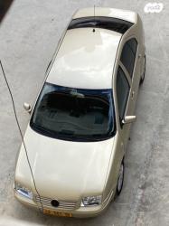 פולקסווגן בורה Comfortline אוט' 1.6 (102 כ''ס) בנזין 2001 למכירה ביר