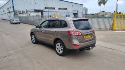 יונדאי סנטה פה 4X4 Luxury אוט' דיזל 7 מק' 2.2 (197 כ''ס) דיזל 2010 למכ