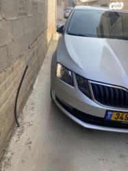 סקודה אוקטביה Ambition אוט' 1.4 (150 כ''ס) בנזין 2017 למכירה בעכו