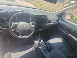 מיצובישי אאוטלנדר Instyle אוט' 7 מק' 2.0 (150 כ"ס) בנזין 2014 למכיר