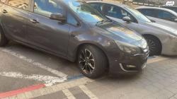 אופל אסטרה Berlina Enjoy סדאן אוט' 1.4 (140 כ"ס) בנזין 2013 למכירה בח