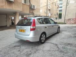 יונדאי i30CW Inspire סטיישן אוט' 1.6 (126 כ''ס) בנזין 2010 למכירה ברא