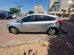 פורד פוקוס Trend הצ'בק אוט' 1.6 (125 כ''ס) בנזין 2012 למכירה בקרית