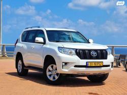 טויוטה לנד קרוזר ארוך 4X4 Select AC אוט' דיזל 7 מק' 3.0 (190 כ''ס) די