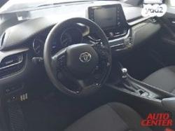 טויוטה C-HR City הייבריד אוט' 1.8 (98 כ"ס) היברידי חשמל / בנזין 20