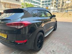 יונדאי טוסון Panoramic אוט' בנזין 2.0 (155 כ"ס) בנזין 2018 למכירה ב