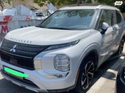 מיצובישי אאוטלנדר Instyle אוט' 7 מק' 2.5 (181 כ"ס) בנזין 2021 למכיר