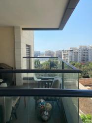 דירה 4 חדרים למכירה בתל אביב יפו | אבשלום חביב | רמת אביב 