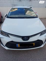 טויוטה קורולה הייבריד Sense סדאן אוט' 1.8 (98 כ''ס) בנזין 2020 למ