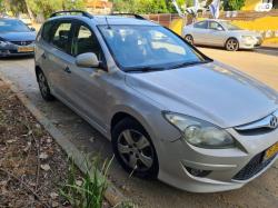 יונדאי i30CW Inspire סטיישן אוט' 1.6 (126 כ''ס) בנזין 2010 למכירה בנת
