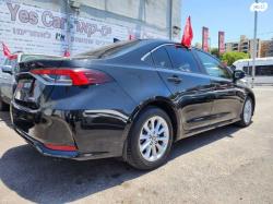 טויוטה קורולה הייבריד Sun סדאן אוט' 1.8 (98 כ''ס) בנזין 2021 למכ