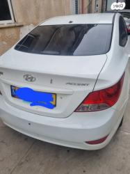 יונדאי i25 Premium אוט' 1.6 (124 כ"ס) בנזין 2013 למכירה בלוד