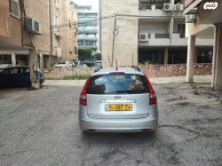 יונדאי i30CW Inspire סטיישן אוט' 1.6 (126 כ''ס) בנזין 2010 למכירה ברא
