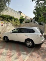 מיצובישי אאוטלנדר Instyle אוט' 5 מק' 2.0 (150 כ"ס) בנזין 2014 למכיר