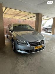 סקודה סופרב (עד 2019) Ambition אוט' 1.4 (150 כ"ס) בנזין 2017 למכירה בר