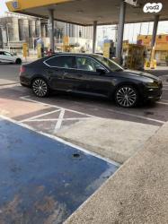 סקודה סופרב (עד 2019) L&K אוט' 2.0 (220 כ''ס) בנזין 2017 למכירה בחיפ