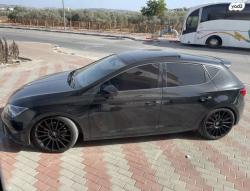 סיאט לאון FR אוט' 5 דל' 1.8 (180 כ"ס) בנזין 2015 למכירה בבאקה אל ע