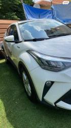טויוטה C-HR Club הייבריד אוט' 1.8 (98 כ''ס) בנזין 2021 למכירה בתל א