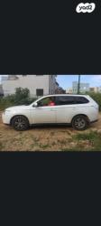 מיצובישי אאוטלנדר Instyle אוט' 5 מק' 2.0 (150 כ"ס) בנזין 2013 למכיר