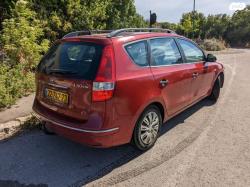 יונדאי i30CW Inspire סטיישן אוט' 1.6 (126 כ''ס) בנזין 2010 למכירה בחר