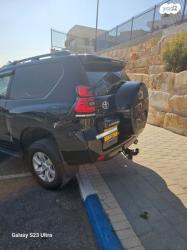 טויוטה לנד קרוזר קצר 4X4 Luxury SWB אוט' 3 דלתות דיזל 2.8 (204 כ''ס) 