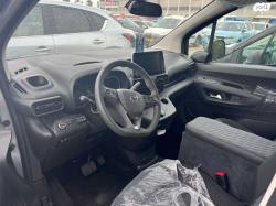 אופל קומבו Elegance אוט' דיזל 7 מק' 1.2 (131 כ''ס) בנזין 2022 למכירה 