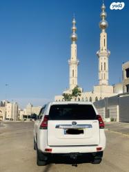 טויוטה לנד קרוזר ארוך Sahara אוט' 7 מק' דיזל 5 דל' 2.8 (204 כ"ס) די