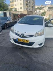 טויוטה יאריס Style אוט' 1.3 (99 כ"ס) בנזין 2013 למכירה בירושלים