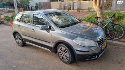 סוזוקי SX4 קרוסאובר GLX אוט' 1.6 (118 כ''ס) בנזין 2015 למכירה בחופ