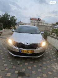 סקודה אוקטביה Ambition אוט' 1.4 (150 כ''ס) בנזין 2017 למכירה בחריש