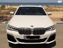 ב.מ.וו סדרה 5 530E IPer M-Sport הייבריד אוט' 2.0 (184 כ''ס) ק'-3 היברידי
