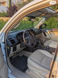 טויוטה לנד קרוזר קצר 4X4 Luxury SWB אוט' 3 דלתות דיזל 2.8 (204 כ''ס) 
