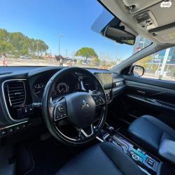 מיצובישי אאוטלנדר 4X4 Elite אוט' 7 מק' 2.0 (150 כ"ס) [2015 ואילך] בנז