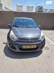 קיה ריו EX הצ'בק אוט' 1.4 (109 כ''ס) בנזין 2013 למכירה במעלה אדומ