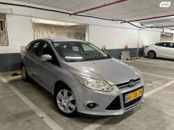פורד פוקוס Trend סדאן אוט' 1.6 (125 כ"ס) בנזין 2012 למכירה בחיפה