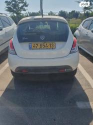 לנצ'יה אפסילון Gold אוט' 0.9 (85 כ''ס) בנזין 2012 למכירה בהוד השר