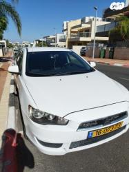 מיצובישי לנסר הדור החדש Invite אוט' 1.5 (109 כ''ס) בנזין 2010 למכי