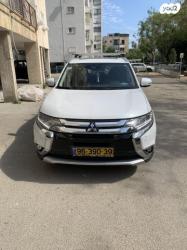 מיצובישי אאוטלנדר 4X4 Elite אוט' 7 מק' 2.0 (150 כ"ס) [2015 ואילך] בנז