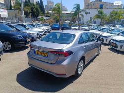 טויוטה קורולה הייבריד Sun סדאן אוט' 1.8 (98 כ''ס) בנזין 2020 למכ