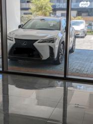 לקסוס UX UX250H F-Sport הייבריד אוט' 2.0 (152 כ''ס) בנזין 2019 למכירה ב