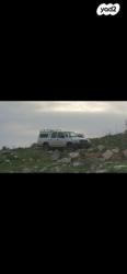 טויוטה היילקס 4X4 4X4 SR דאבל קבינה ידני דיזל 2.5 (102 כ''ס) דיזל