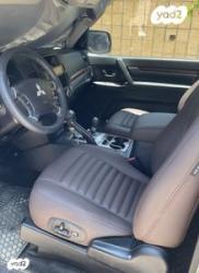 מיצובישי פג'רו קצר 4X4 Dakar אוט' דיזל 5 מק' 3.2 (170 כ''ס) דיזל 2008 