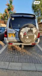 מיצובישי פג'רו קצר 4X4 Limited אוט' דיזל 5 מק' 3.2 (160 כ''ס) דיזל 200