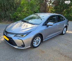 טויוטה קורולה הייבריד Sun סדאן אוט' 1.8 (98 כ''ס) בנזין 2019 למכ