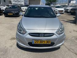 יונדאי i25 Inspire אוט' 1.6 (124 כ"ס) בנזין 2014 למכירה בחולון