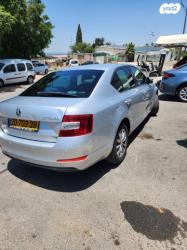 סקודה אוקטביה Style אוט' 1.2 (110 כ"ס) בנזין 2016 למכירה בראש העי