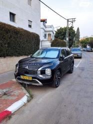 מיצובישי אאוטלנדר Instyle אוט' 7 מק' 2.5 (181 כ"ס) בנזין 2023 למכיר
