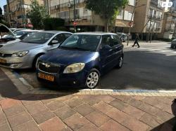 סקודה פאביה Elegance אוט' 1.6 (105 כ''ס) בנזין 2010 למכירה ברמת גן