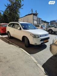 מיצובישי אאוטלנדר Instyle אוט' 7 מק' 2.0 (150 כ"ס) בנזין 2013 למכיר